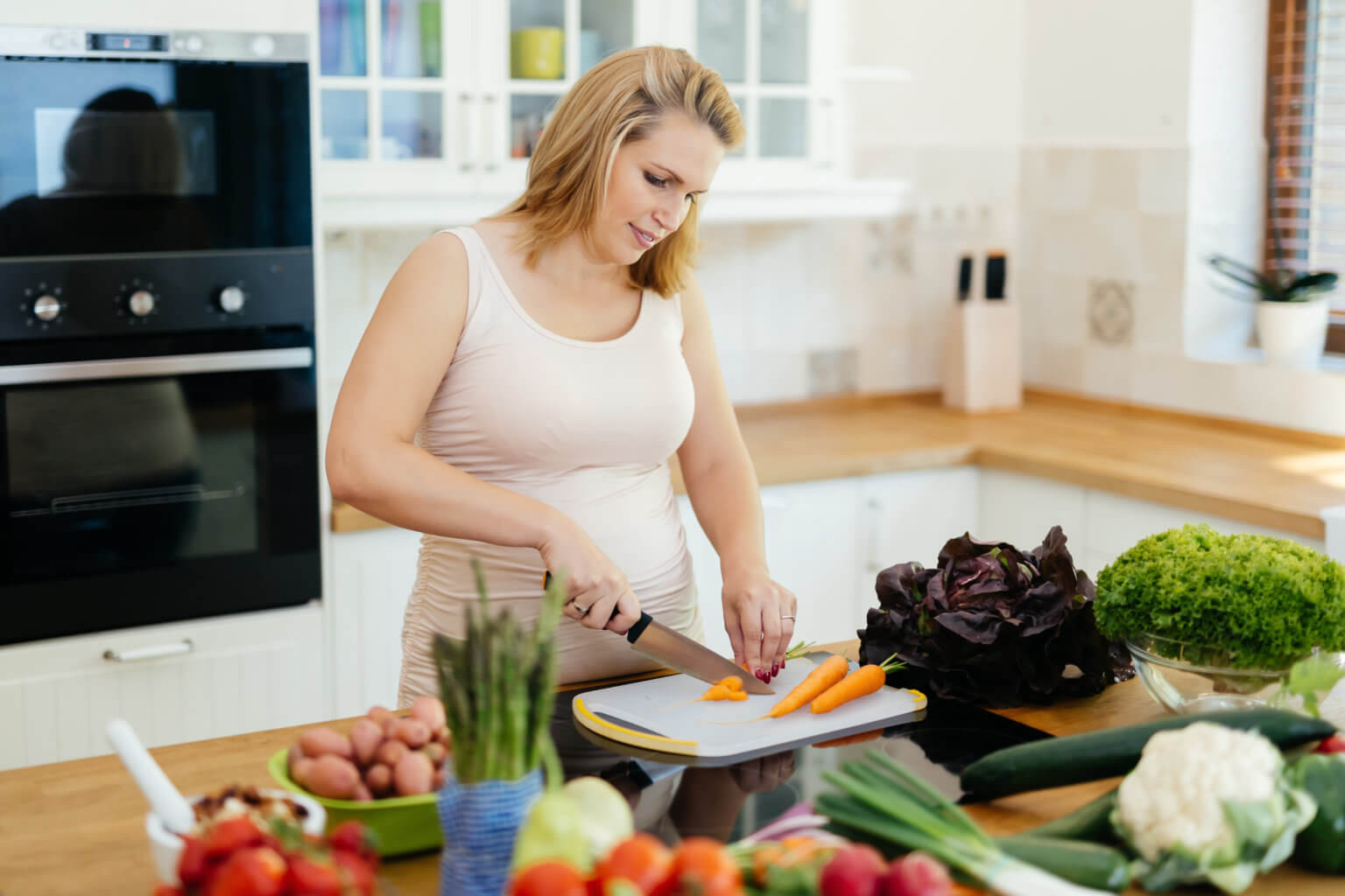 what-you-should-and-shouldn-t-eat-while-pregnant